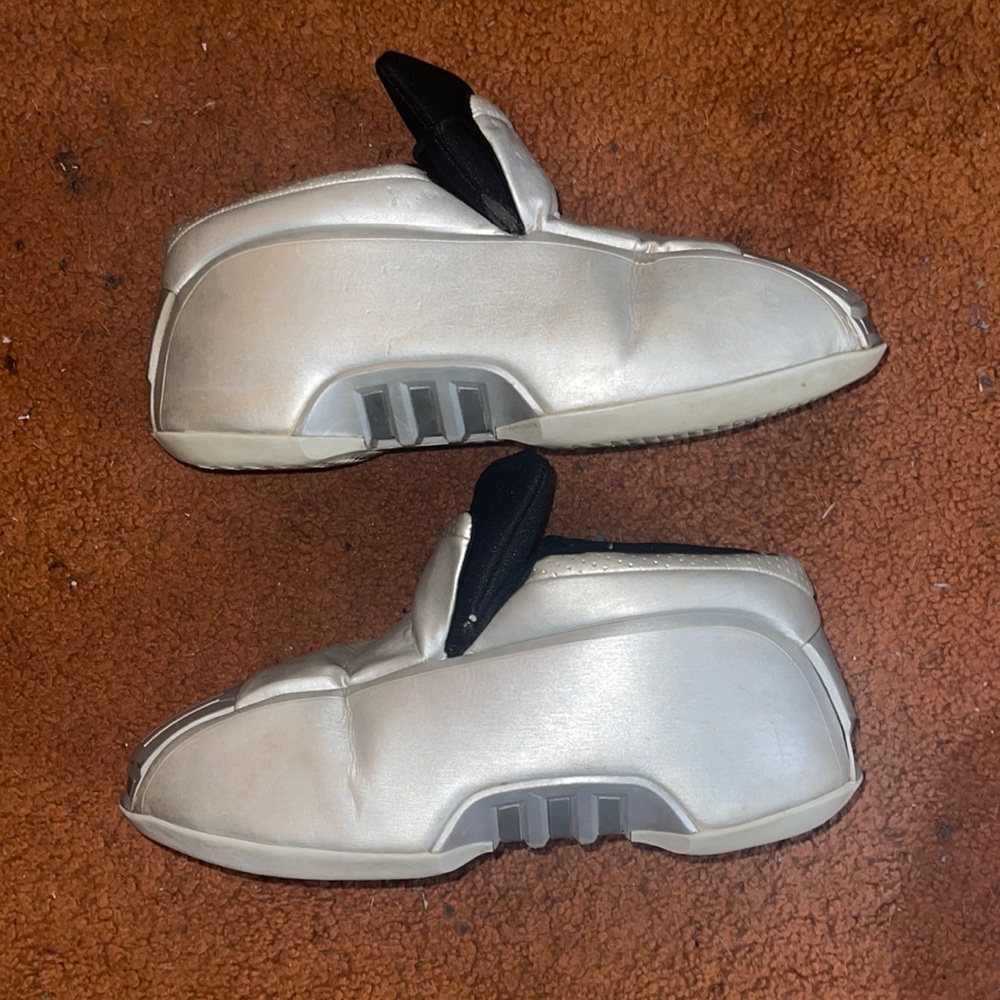 FREE SHIPPING!! Vintage Adidas The Zoom Kobe 2 white 2001 rare sneakers